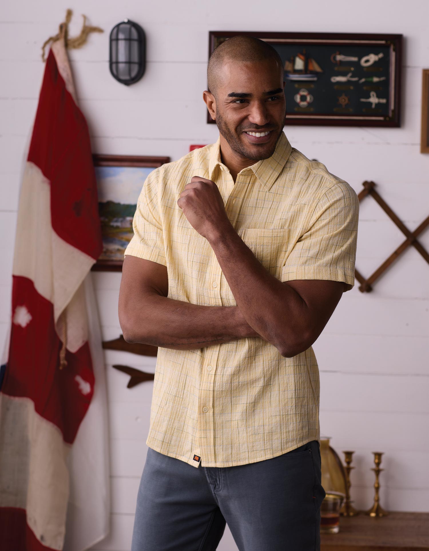 Men | Freshwater Short Sleeve Button Up Shirt | Sunglow Dobby