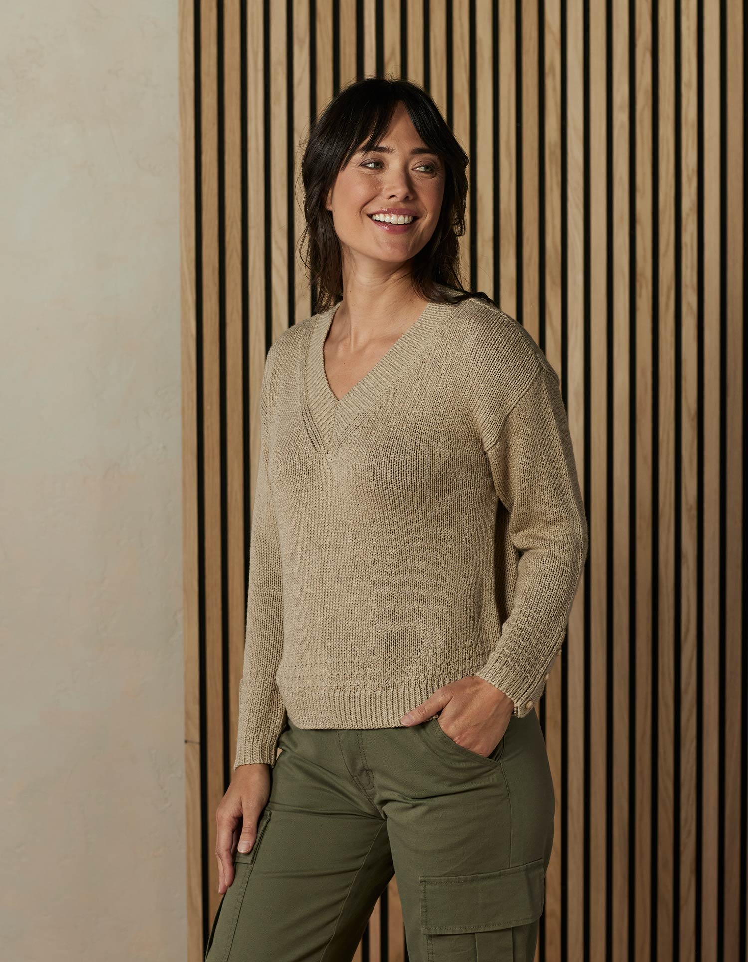 Women | Arlo V-Neck Sweater | Oatmeal