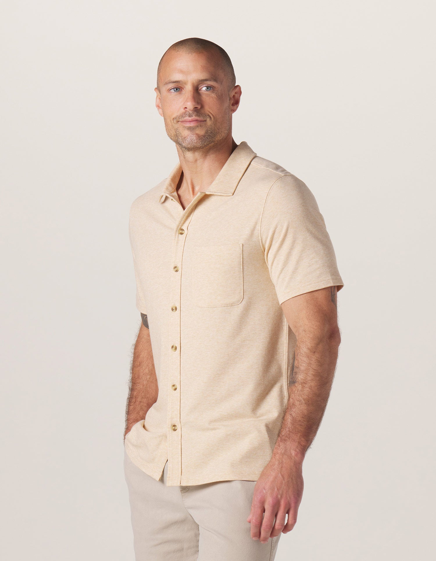 Men | Active Puremeso Weekend Button Down | Iced Latte