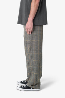 Pleated Plaid Trousers | Light Brown x Cream