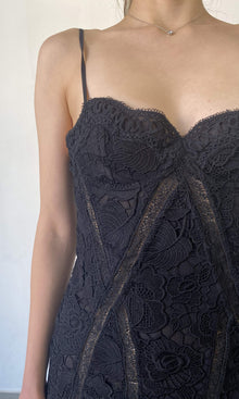 Rococo Sand | Paris Polyester Chemical Lace Long Dress | Black