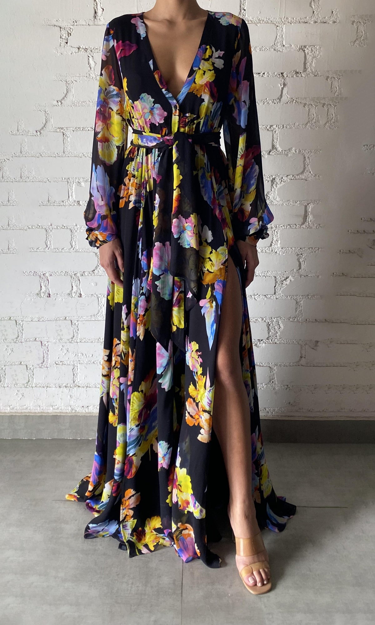 Rococo Sand | Quin Crinkle Chiffon Long Dress | Black