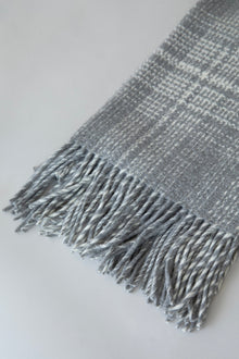Rustic Plaid Throw | Grey Ivory