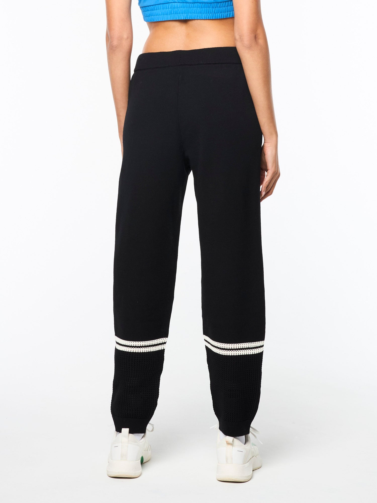 Women | Zeta Track Pant | Black Beauty