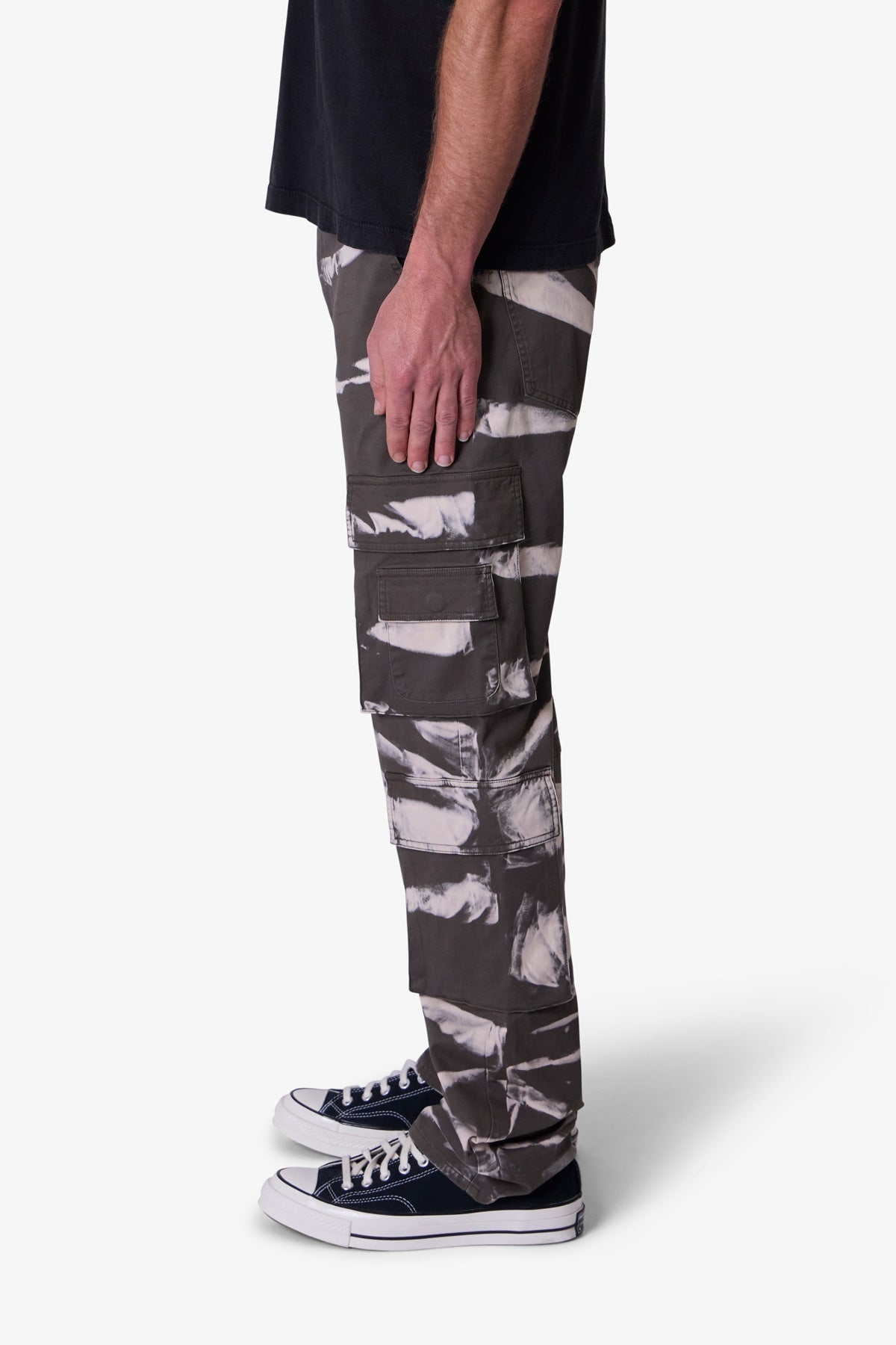 Silhouette Cargo Pants | Black