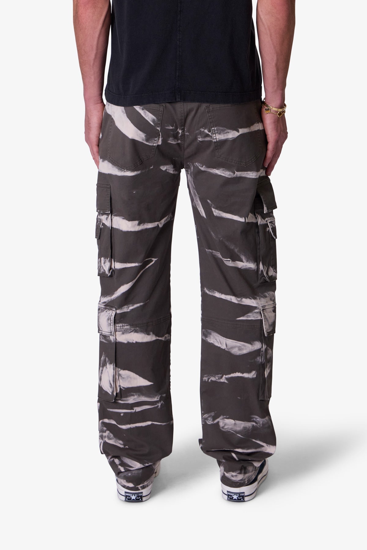 Silhouette Cargo Pants | Black