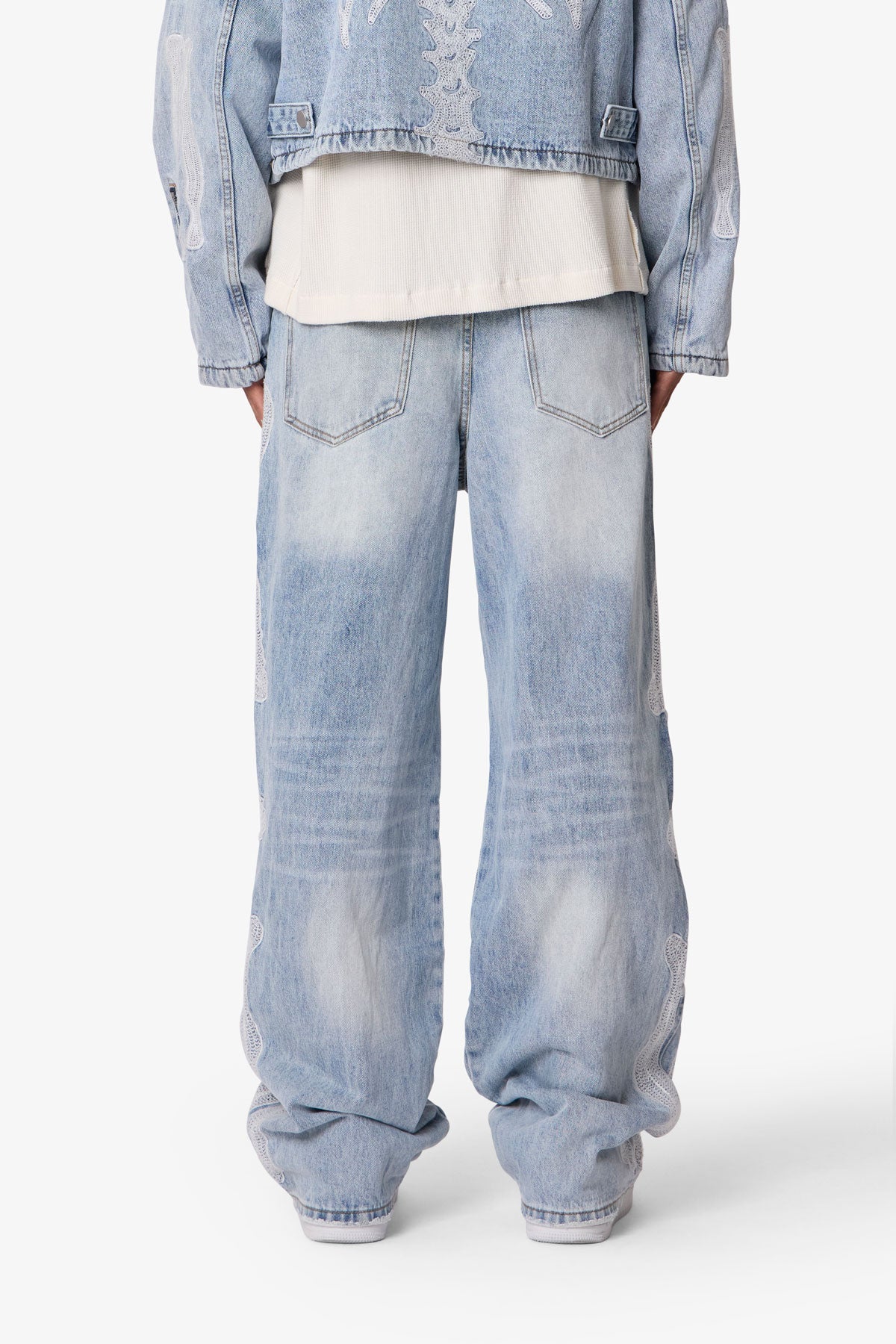 Skeleton Ultra Baggy Denim | Washed Blue