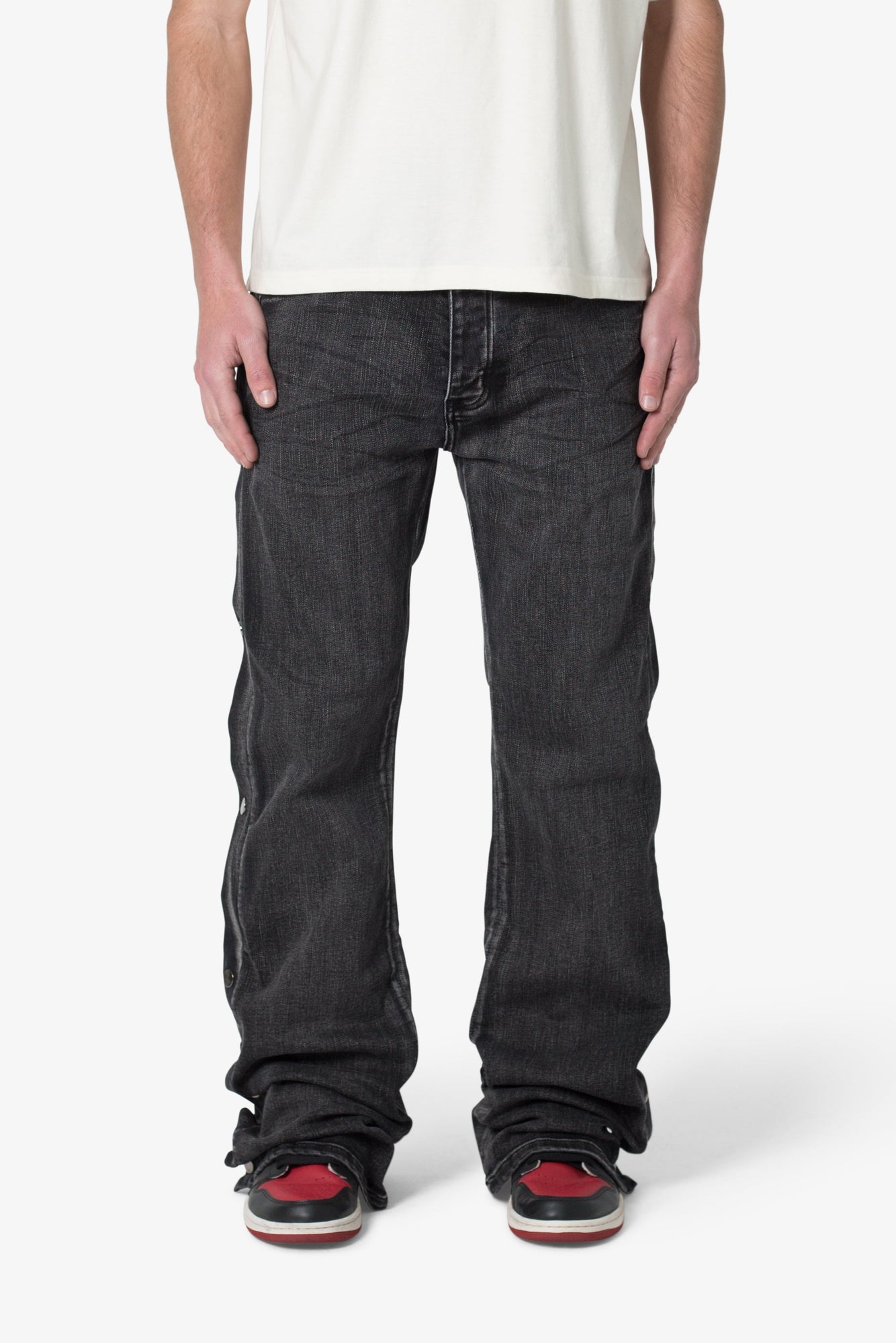 Snap Baggy Flare Denim | Black