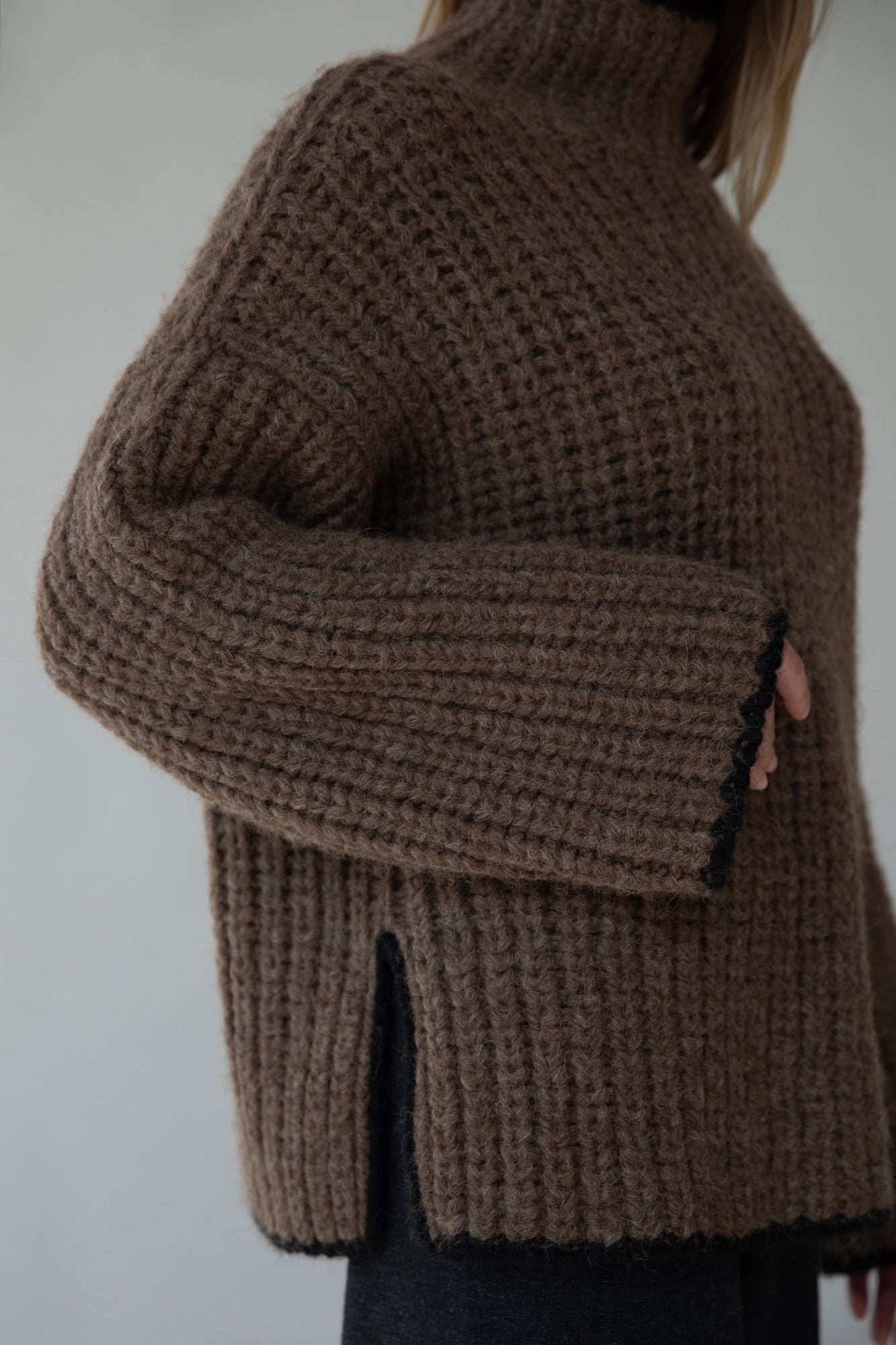 Sylvie Handknit Pullover | Saddle