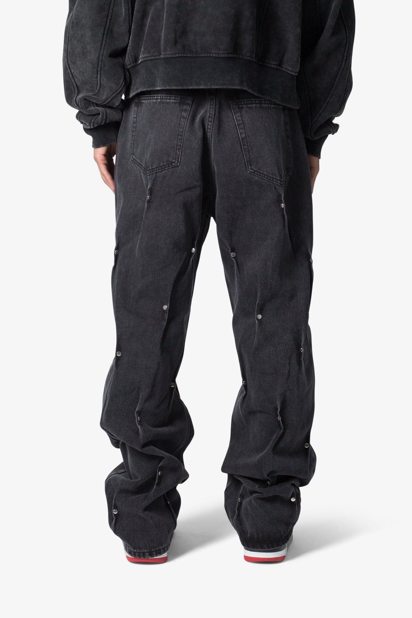 Ultra Baggy Rivet Denim | Black