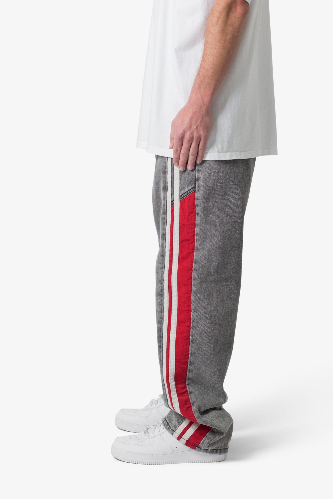 Ultra Baggy Stripe Denim | Black x Red