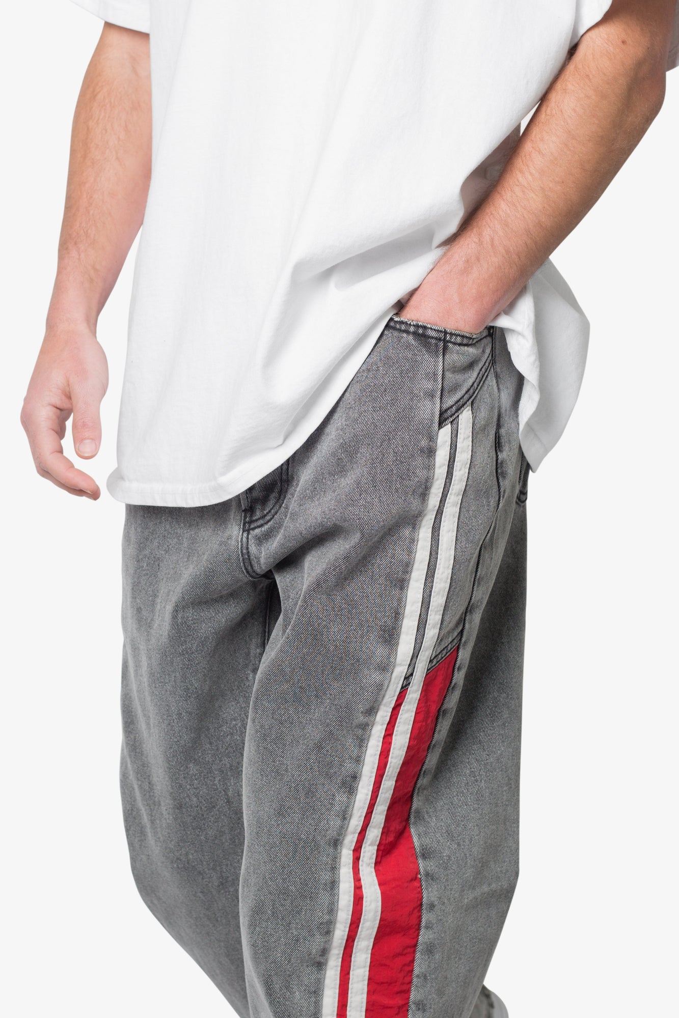Ultra Baggy Stripe Denim | Black x Red