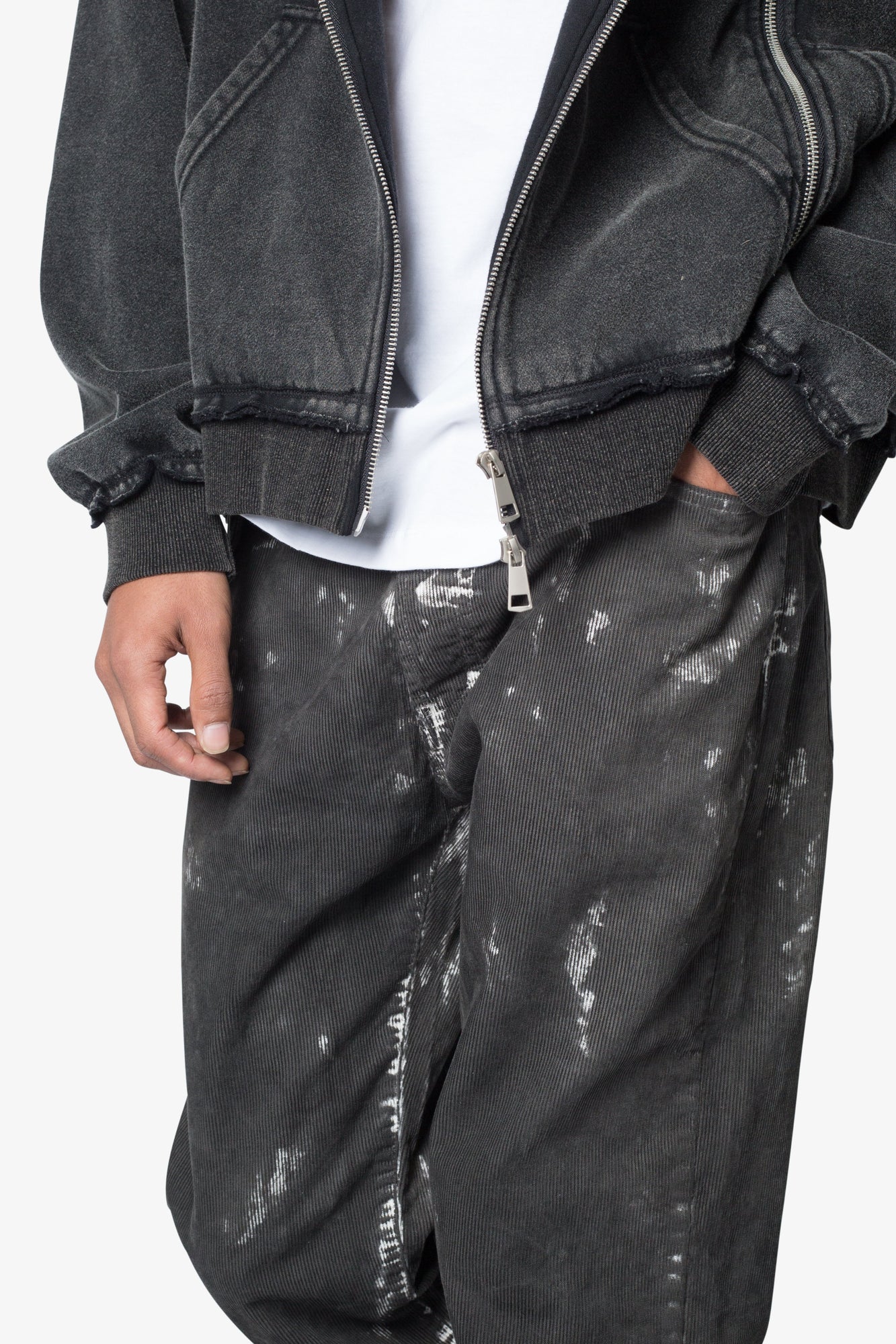 V377 Straight Denim | Washed Black