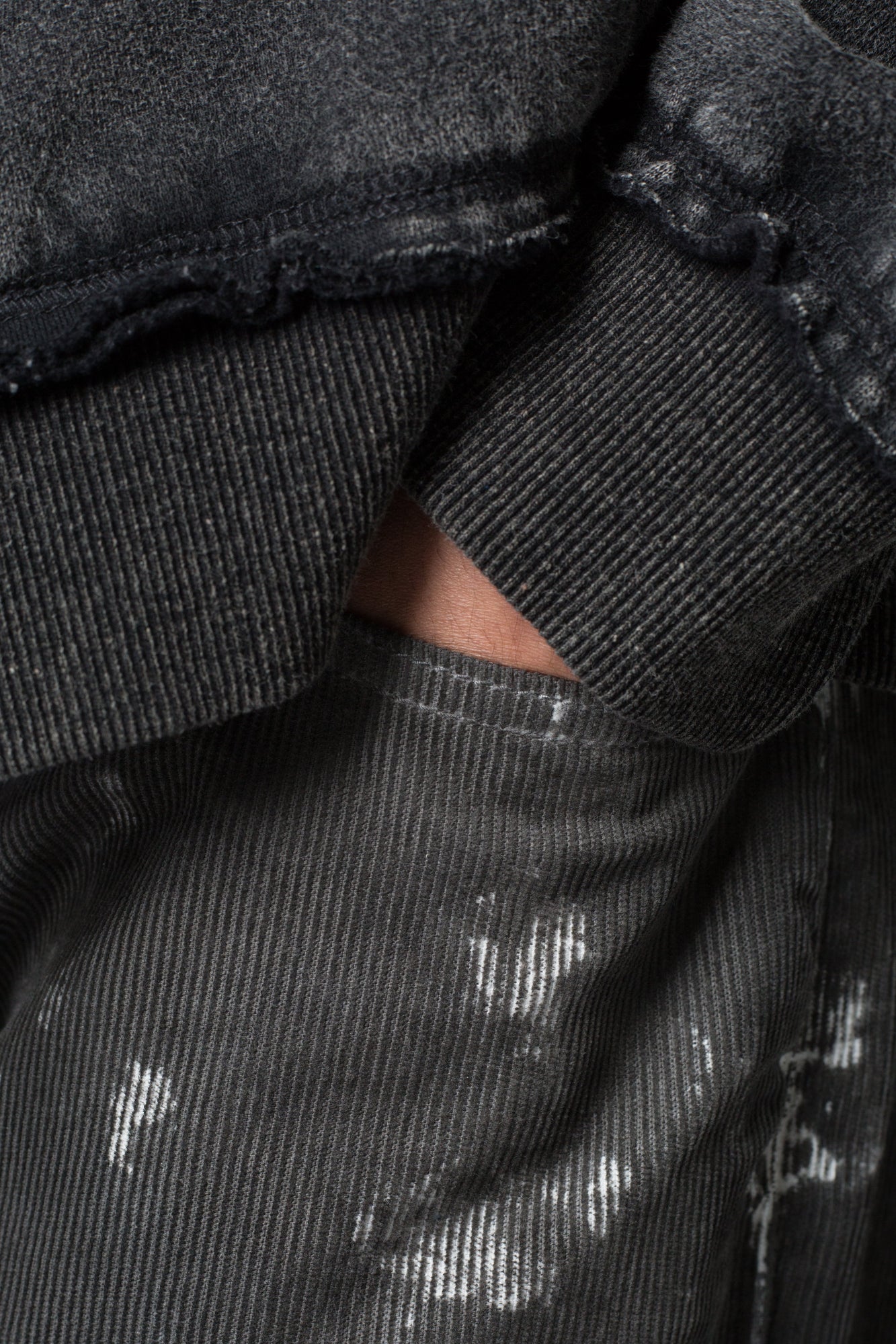 V377 Straight Denim | Washed Black