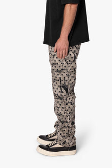 V646 Spotted Camo Cargo Denim | Multi