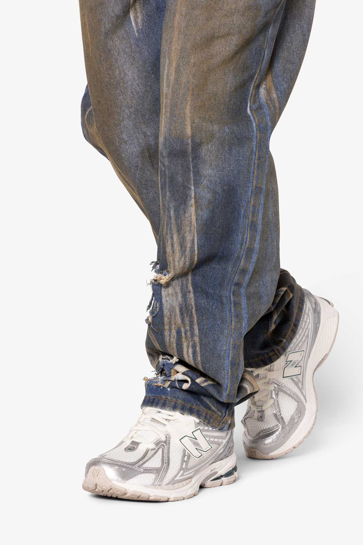 V708 Dirty Fold Denim | Blue