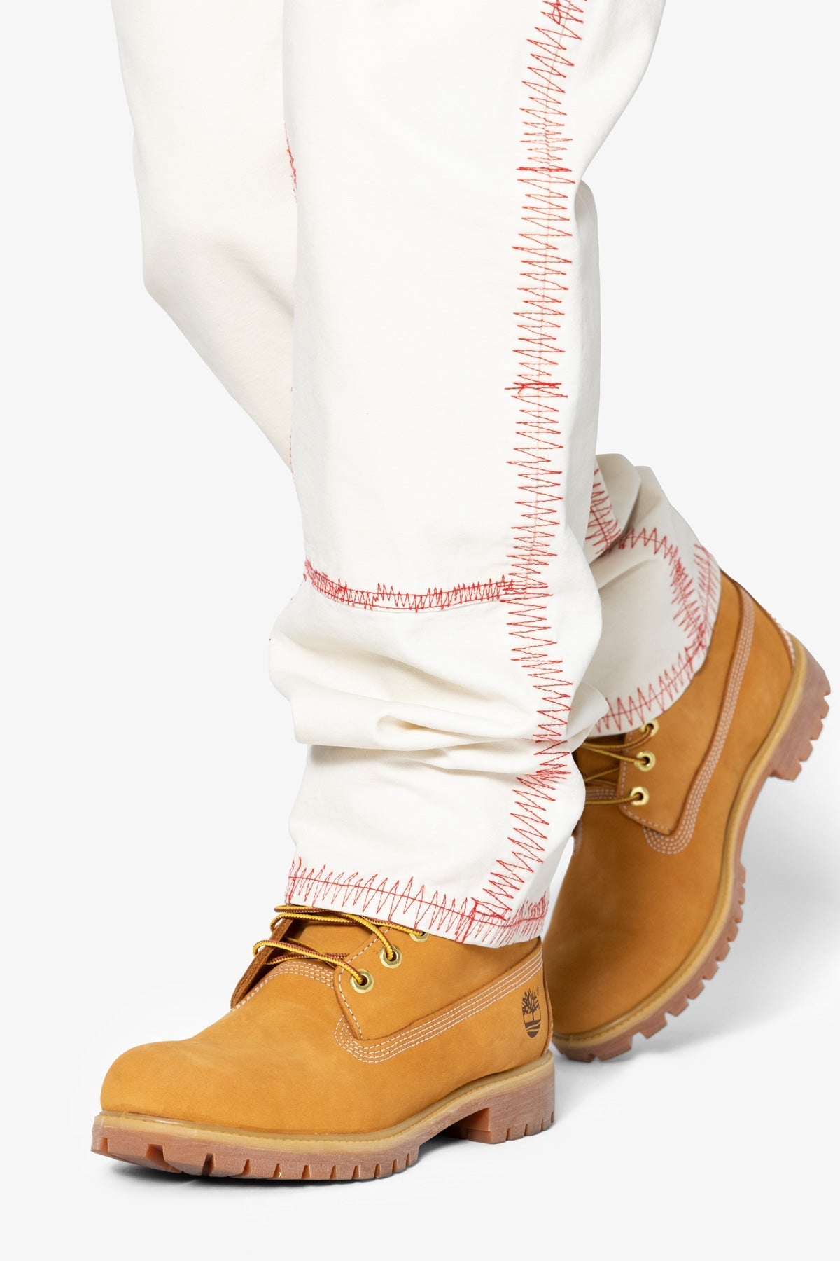 V711 Zig Zag Stitch Baggy Denim | White x Red