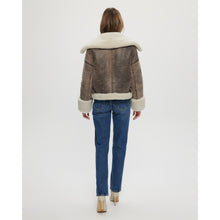 Women | Select Shearling Lamb Jacket | Brown/Cream