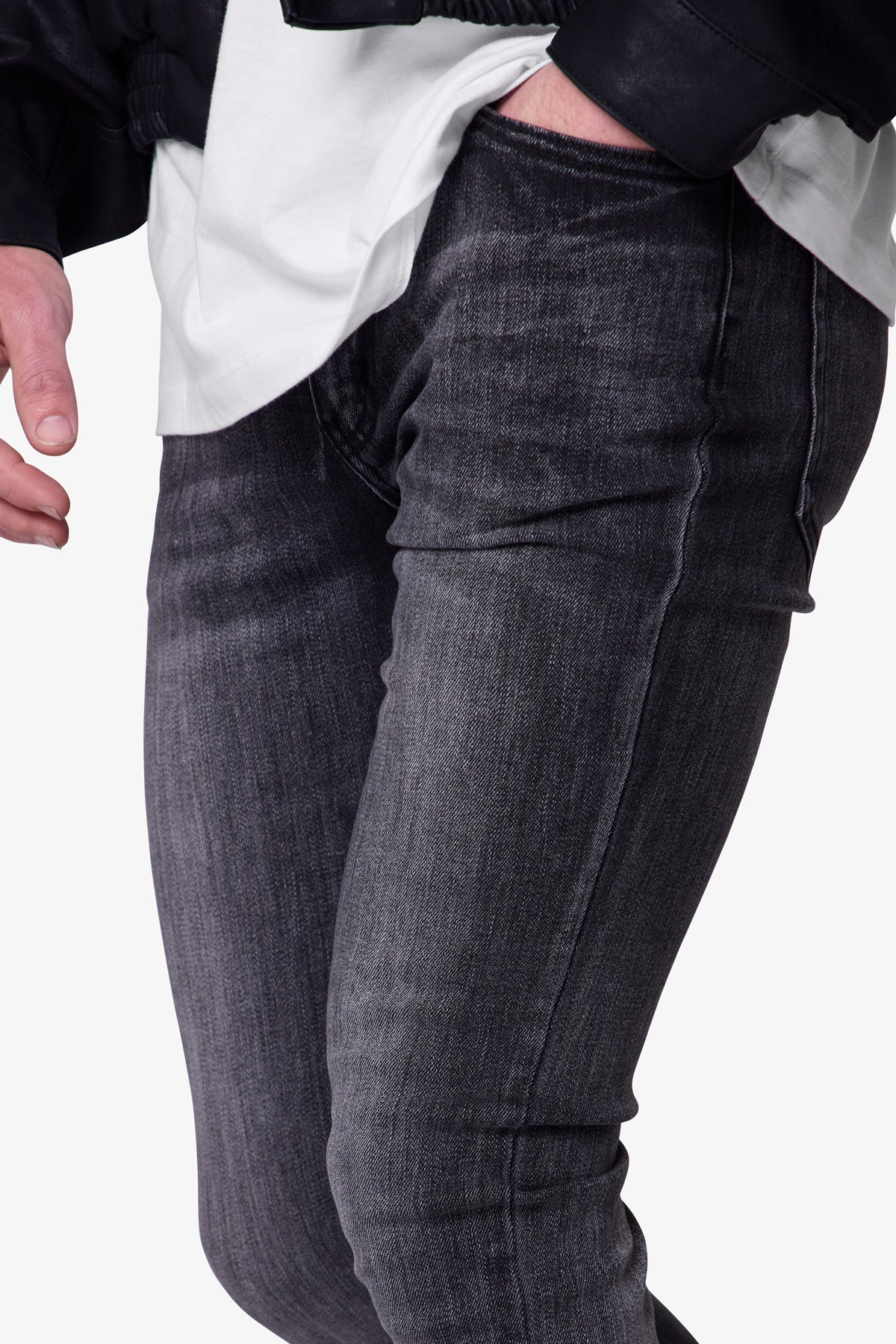 X514 Skinny Stacked Denim | Washed Black