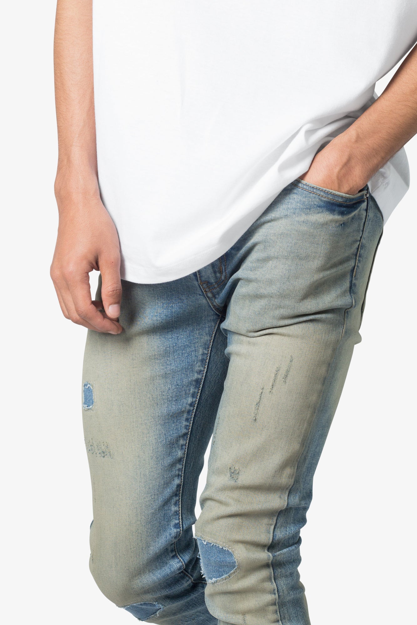 X651 Distressed Circle Knee Denim | Blue