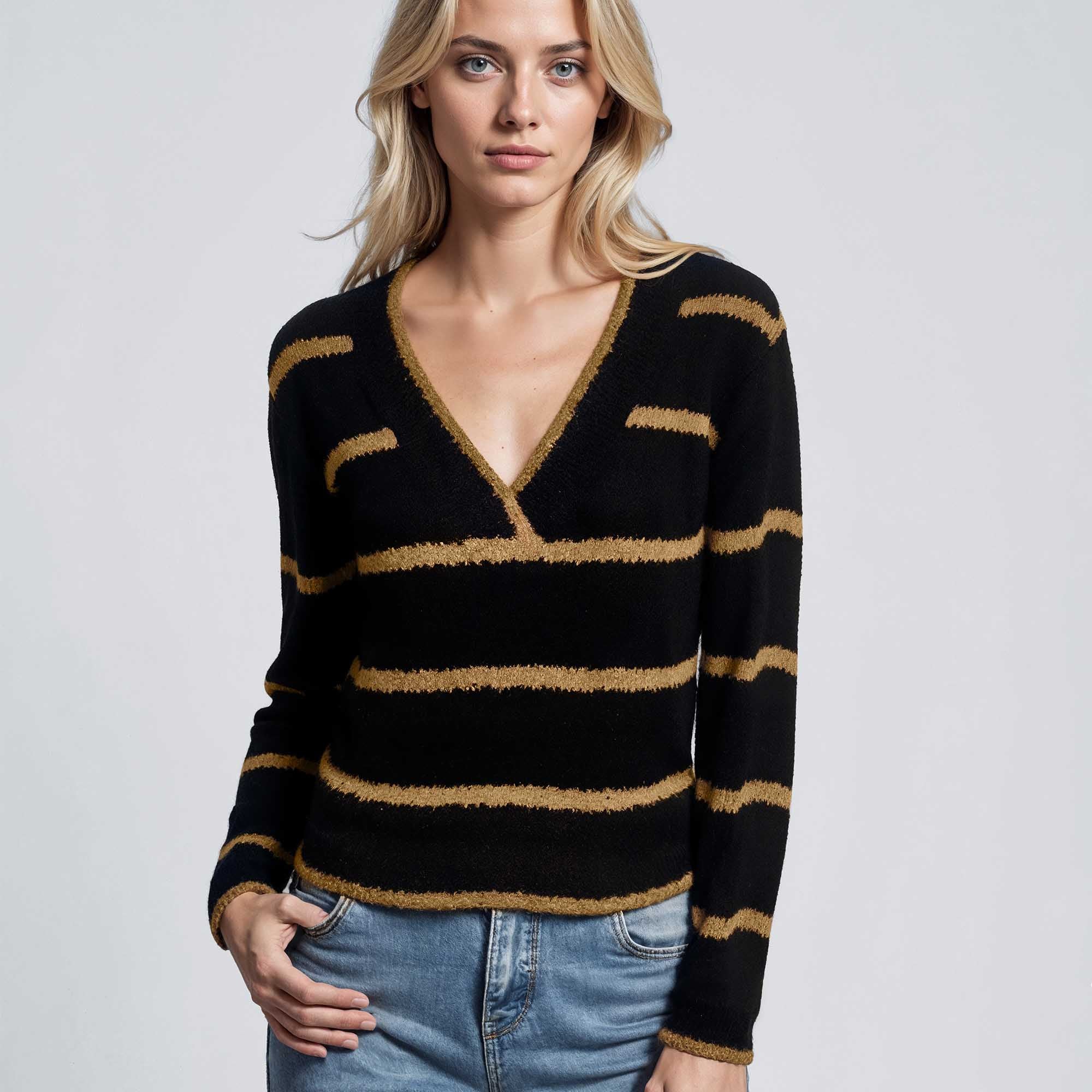 Women | Jackie Sweater | Black / Cognac