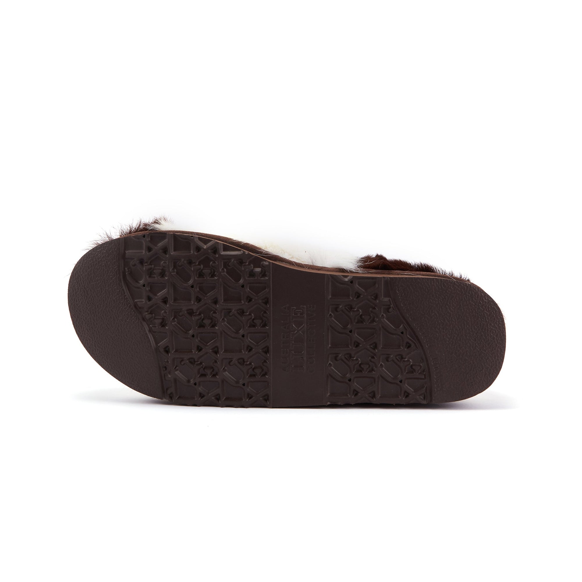 OUTBACK WOLF - Australia Luxe Collective