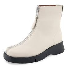 Francis | Eggnog Leather