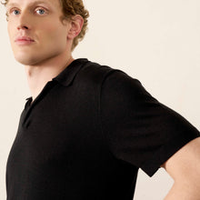 elliot-black-6.jpg
