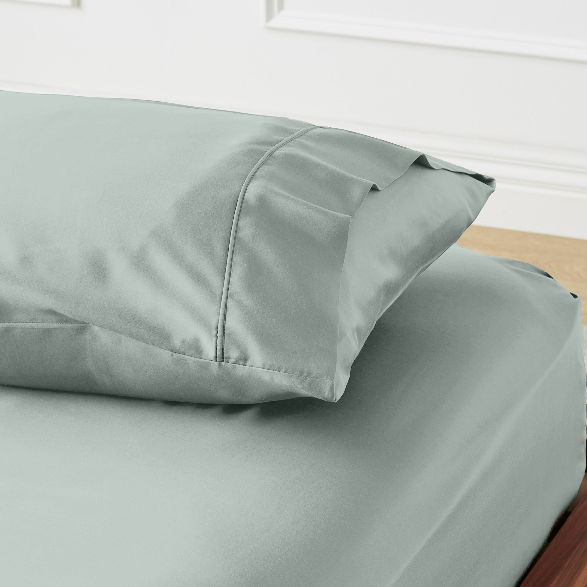 Luxe CleanBamboo Sateen+ Fitted Sheet, Queen | Sage