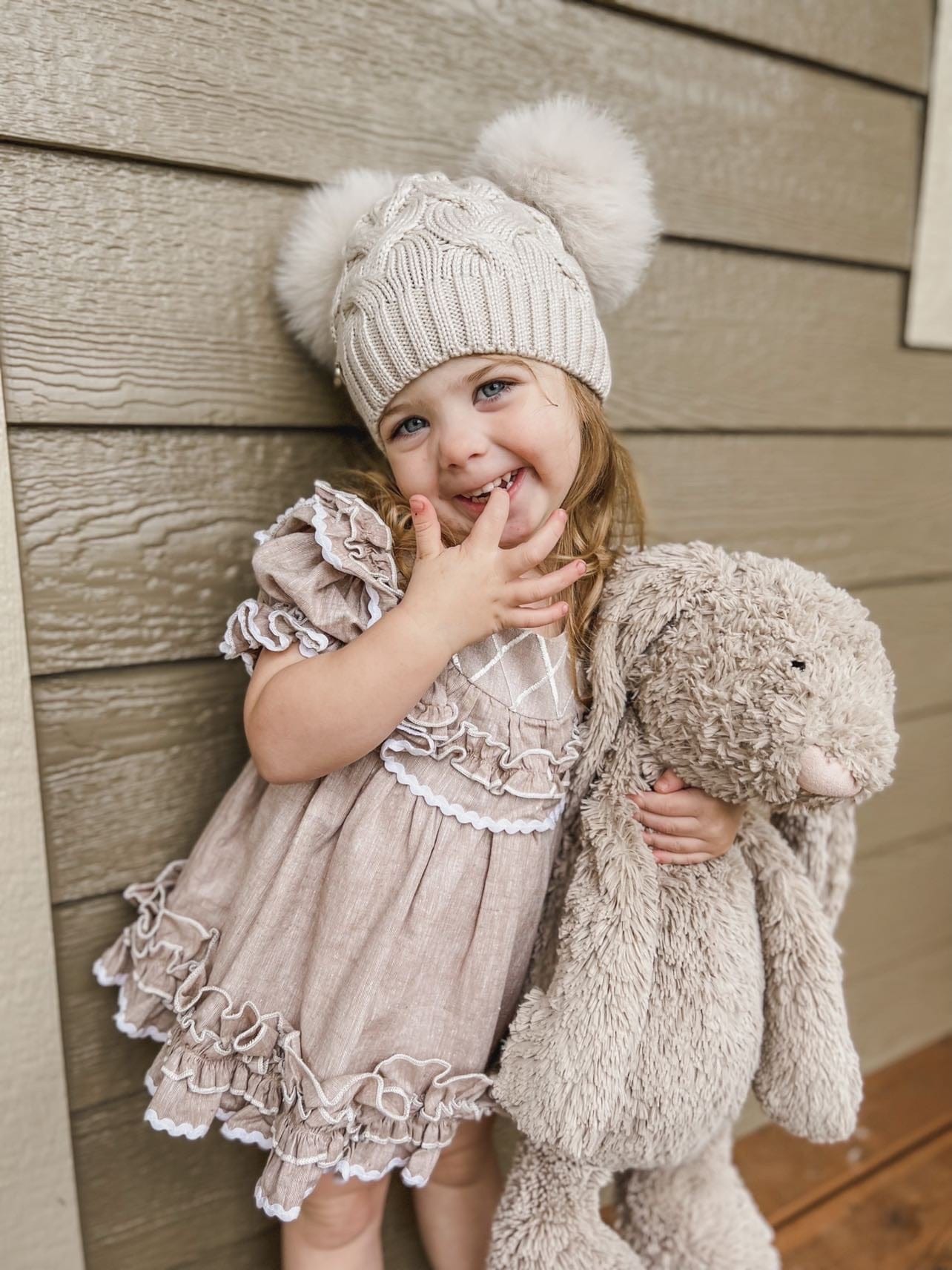 Unisex | Sandstone Merino Wool Kids Double Pom Hat | Beige
