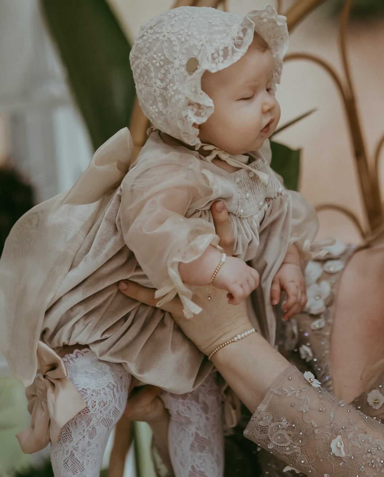 Ivory Lace Bonnet - Petite Maison Kids