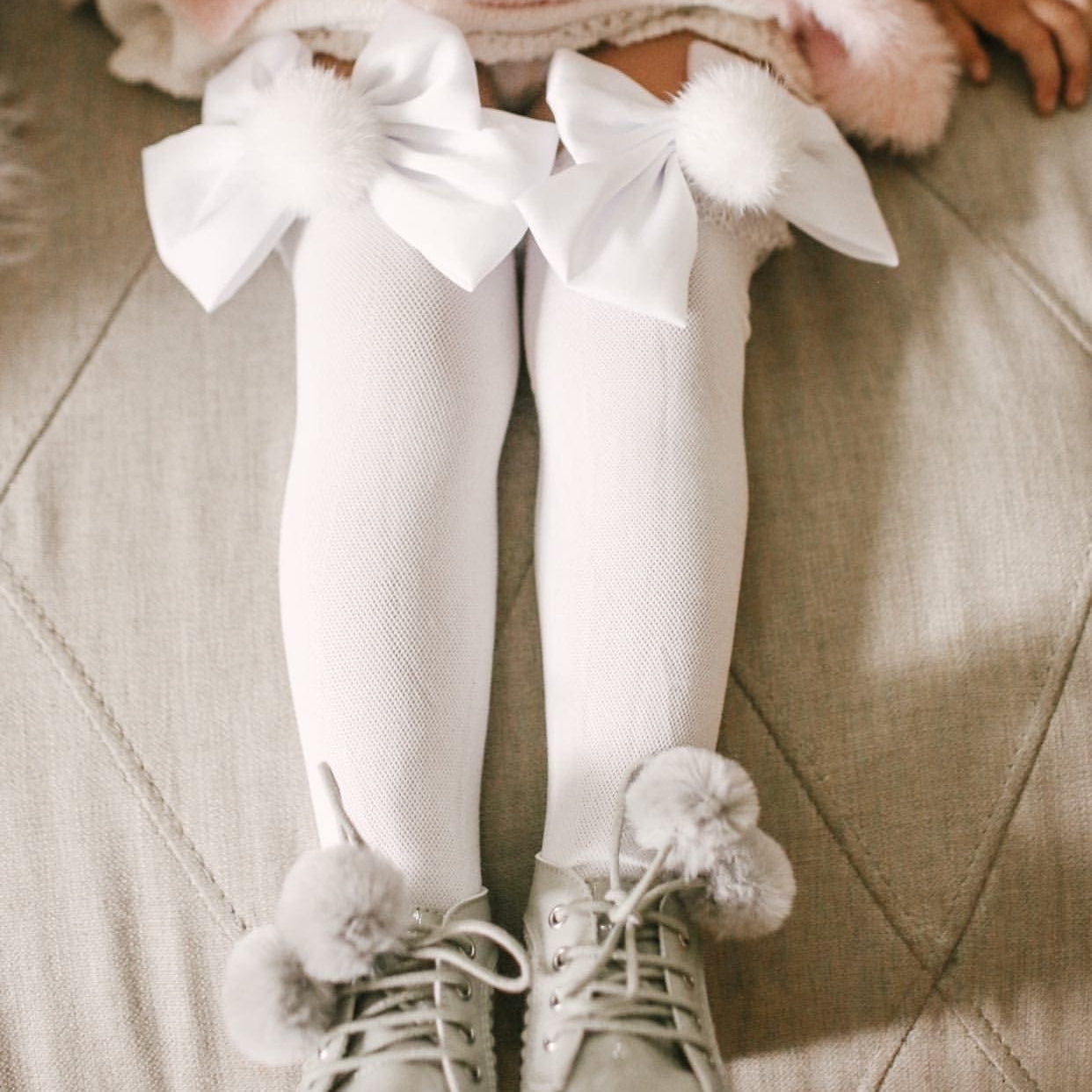Girl | Lana Ruffle Socks with Poms and Bows Bow | White