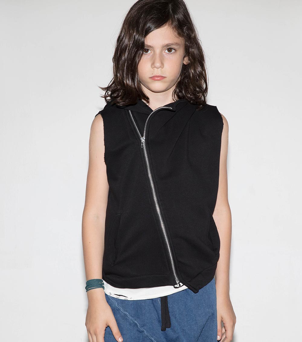 Kid | Hooded Diagonal Vest | Black