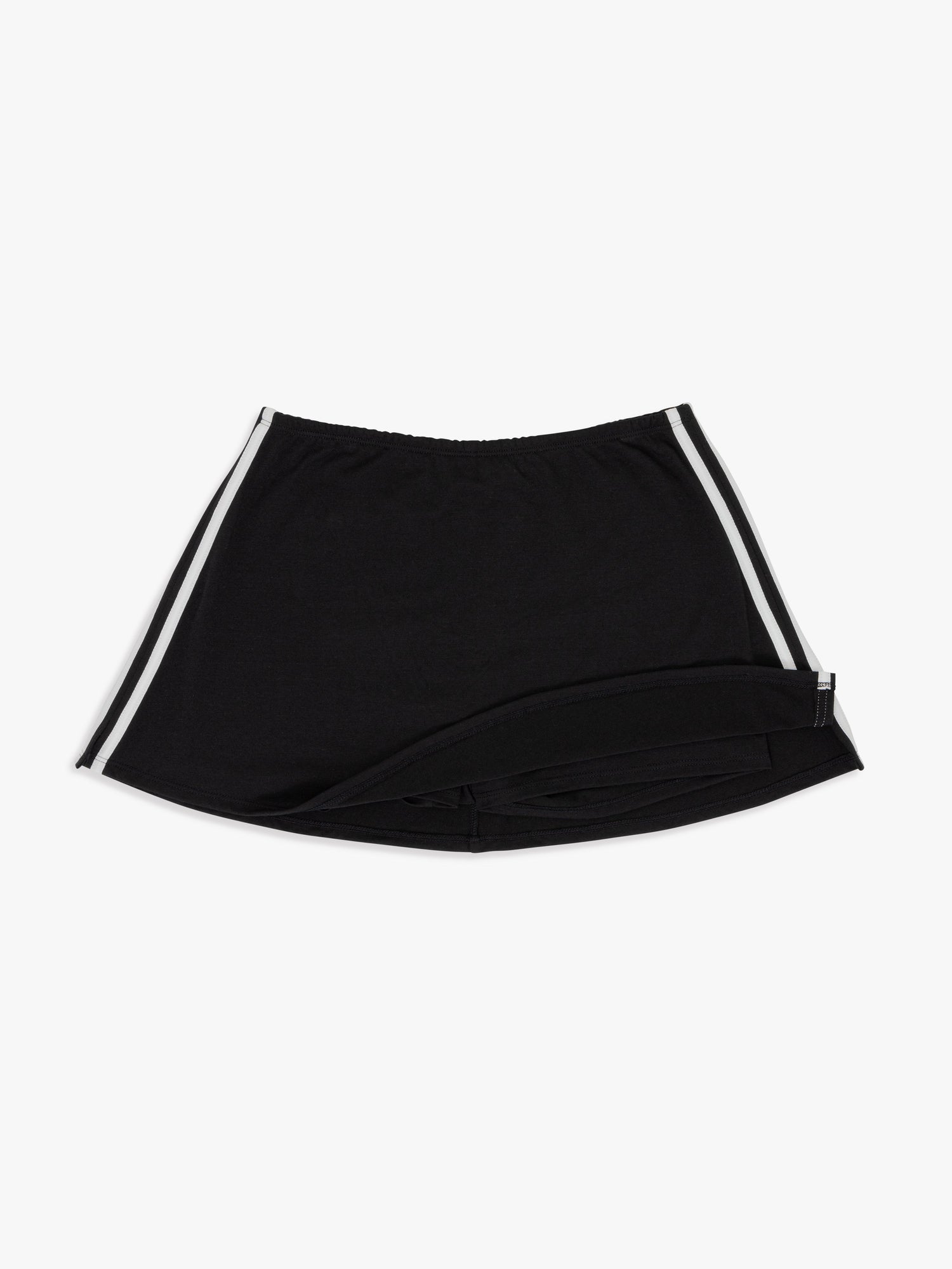 Darcy Skort | Black x White