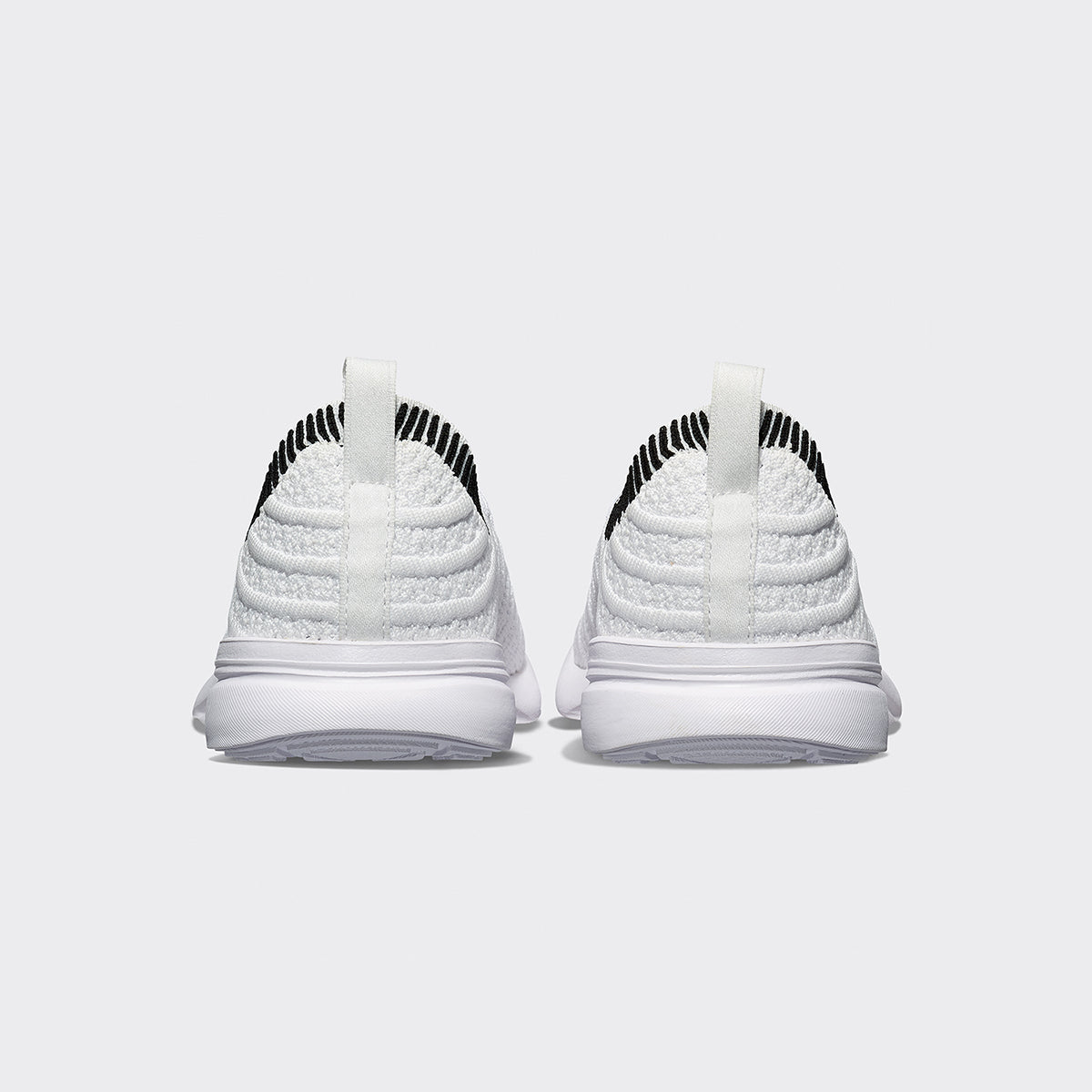Youth's TechLoom Wave | White / Black / Ribbed