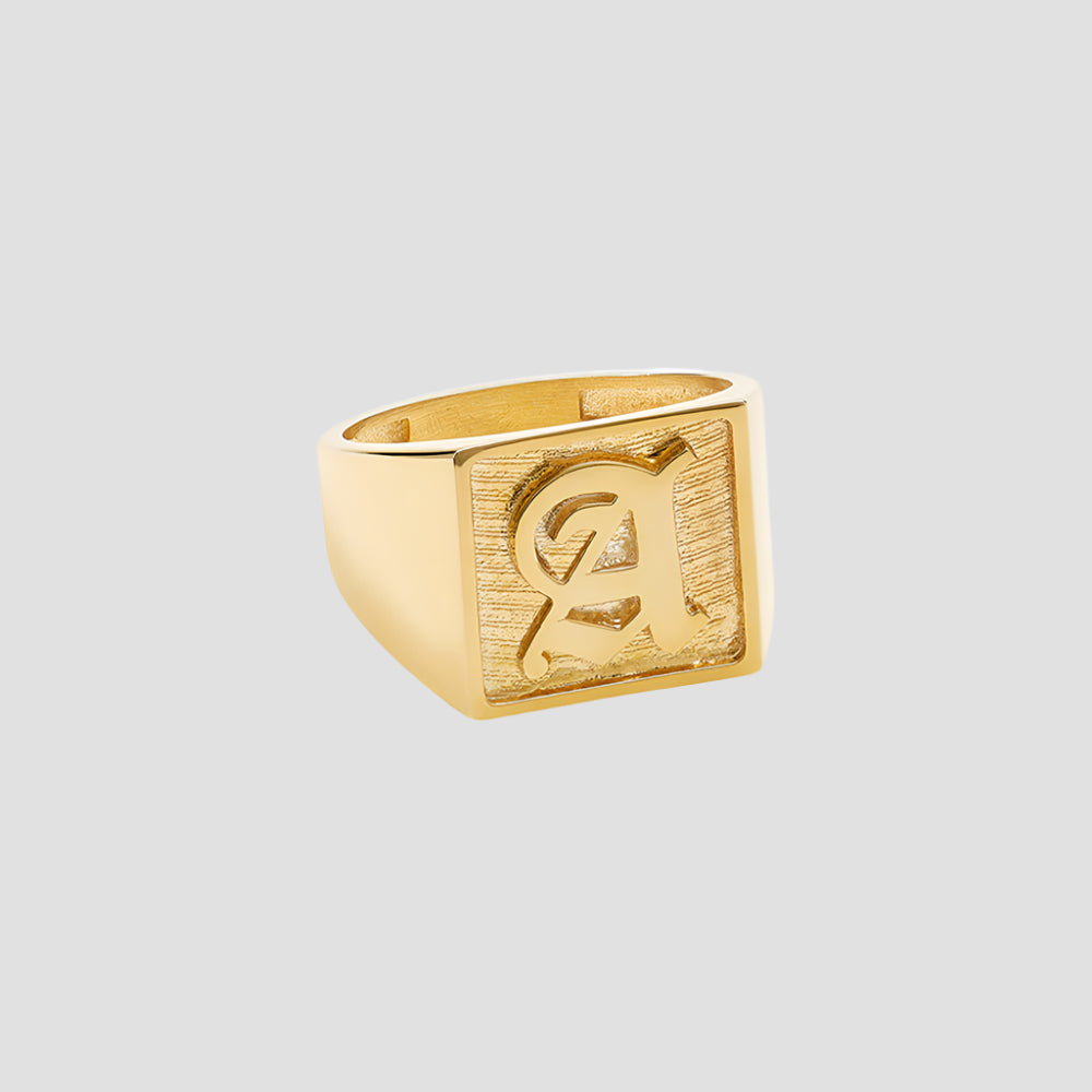THE OLD ENGLISH SQUARE SIGNET RING - The M Jewelers