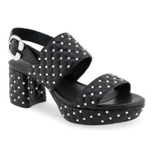 Cameracry | Black Quilted